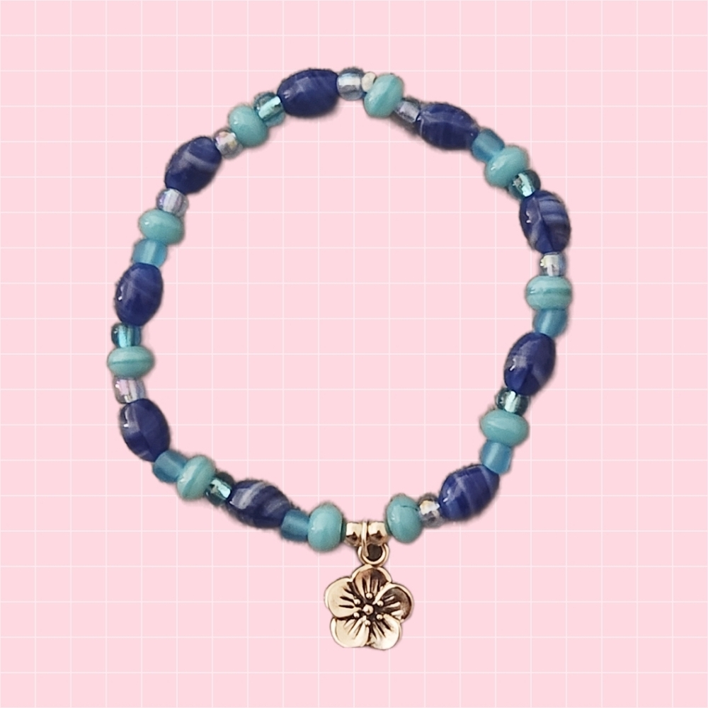 Blue Beaded Flower Bracelet